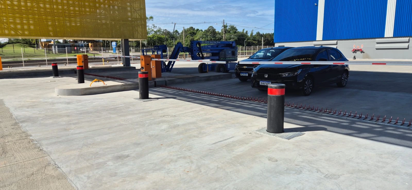 Aplicação de BOLLARD AUTOMÁTICO BH275 H800