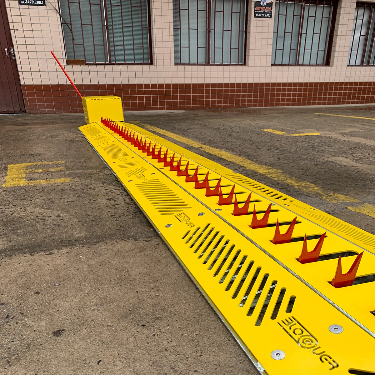 DILACERADOR de Pneus Tiger ramp com acionamento Manual
