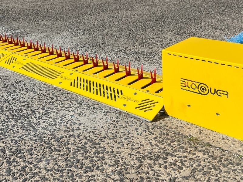 Garra de Tigre de Sobrepor com LED